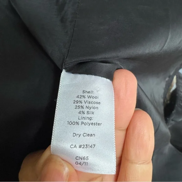 Talbots Women's Black Tweed Wool Blend Two Buttons Blazer Jacket Size 16 - Picture 8 of 15